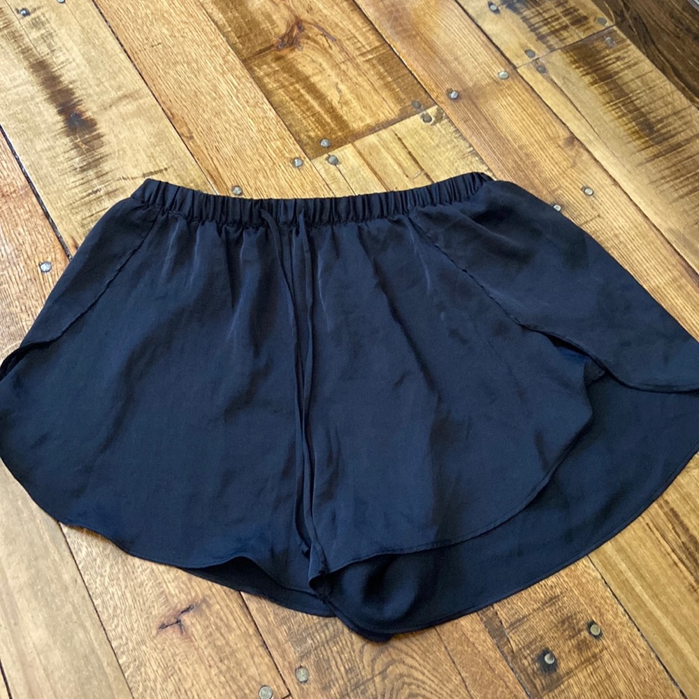 Size small